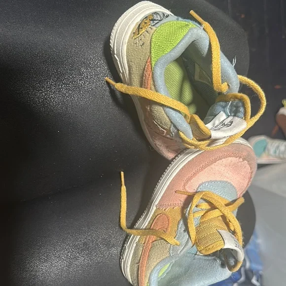 Nike Yellow and Blue Retro Sneakers - Picture 5 of 6